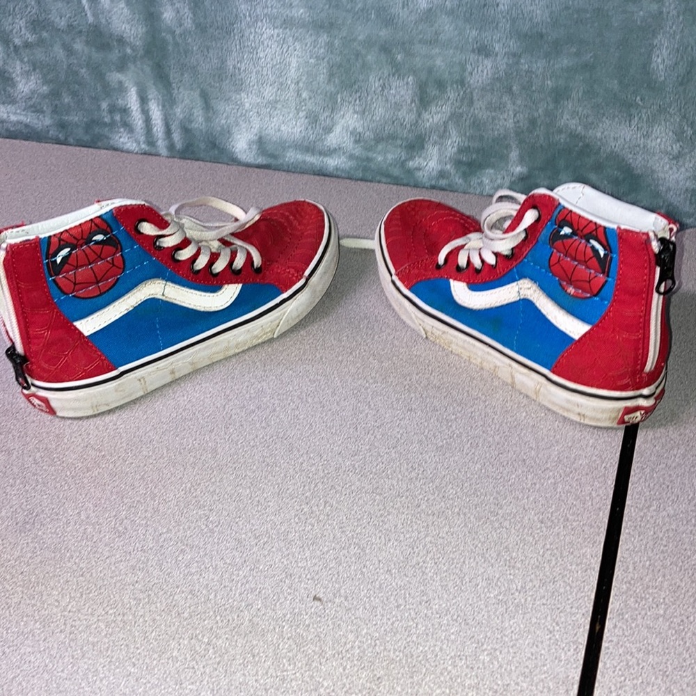 Spider-Man shoes size 2.5